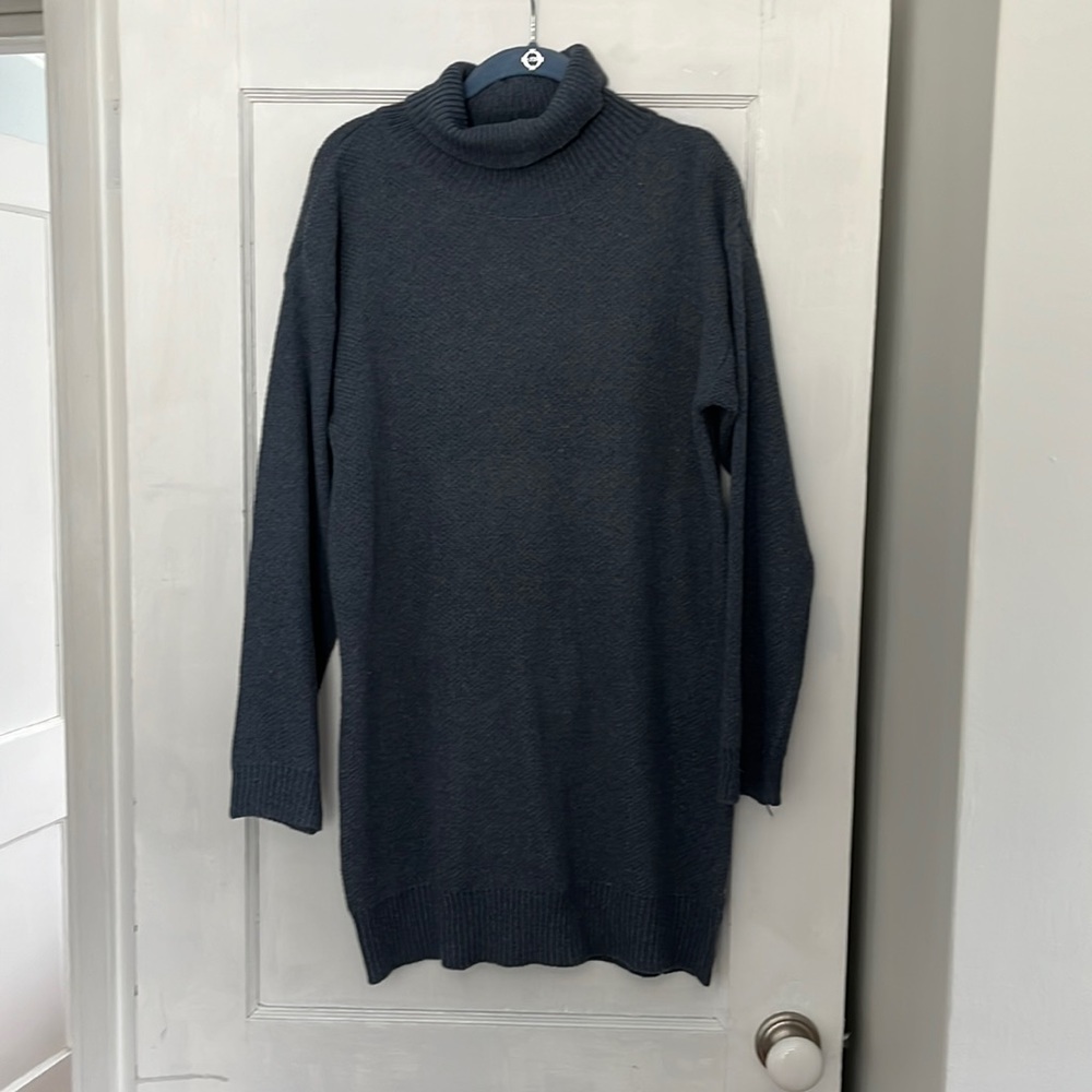 Vici blue sweater dress